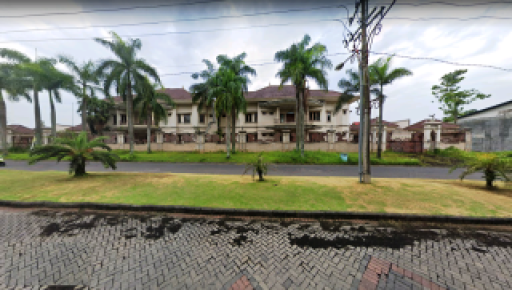 Rumah Mewah Dijual di Jl Raya Golf Utama Araya