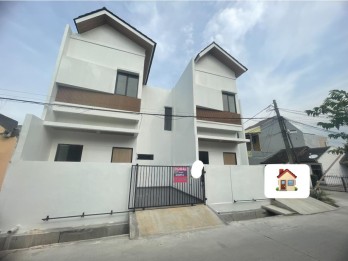 Available 2 Rumah Minimalist Modern 2 lantai Di Harapan Indah, Harga Promo 