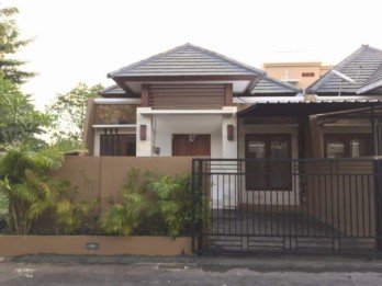 BUC Jual Rumah Nyaman Asri One Gate System 2 Kamar Taman Giri Jimbaran