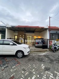 DIJUAL RUMAH BARU LOKASI IKAN - IKAN MALANG