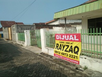 DIJUAL RUMAH LEBAR DI TAMANAN DAERAH WAHIDIN PASURUAN KOTA, JATIM