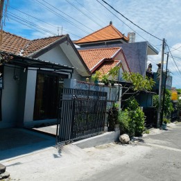 DIJUAL RUMAH SECOND FURNISH DI BALI DEKAT DENGAN KLUB JIMBARAN