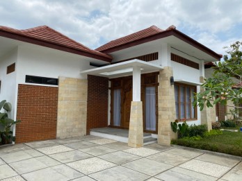 DIJUAL VILLA CANTIK DEKAT DENGAN CANDI BOROBUDUR DI MAGELANG