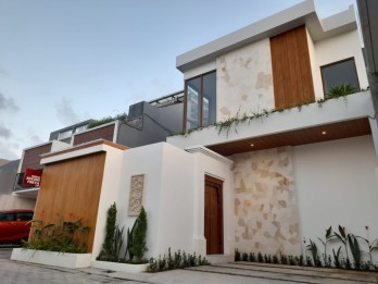 DIJUAL/SEWA VILLA CANTIK DI RENON DEKAT PANTAI SANUR, BALI