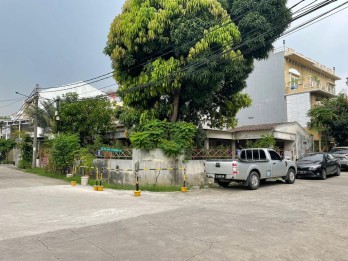 Dijual Cepat dibawah NJOP  Rumah Tua di Jl. Kelapa Hibrida, Kelapa Gading, 