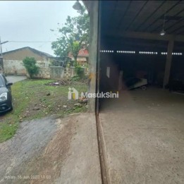 Dijual Gudang Luas 400 m2 di Cibungbulang, Bogor