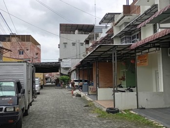 Dijual Rumah 3 tingkat Komplek Mutiara Katamso, Medan Johor, Medan