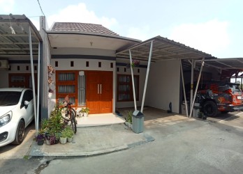 Dijual Rumah Cluster Cihanjuang Row Jalan Lebar Lok Strategis