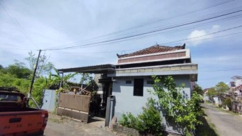 Dijual Rumah Hadap Barat Laut 4 Kamar Area Perumahan Kor Jimbaran