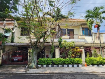 Dijual Rumah Mewah 2 Lantai di Jl Seram Pulau-pulau Malang