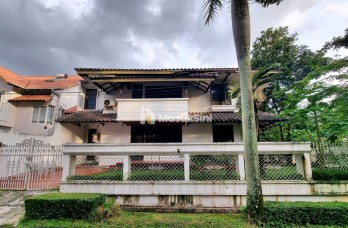 Dijual Rumah SHM 2 Lantai di Jalan Cendrawasih, Jakarta Selatan