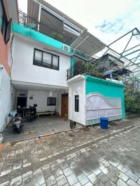 Dijual Rumah Semi Villa 3 Lantai Full Furnished One Gate System Jimbaran Ba