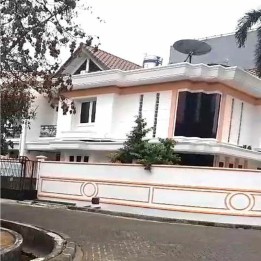 Dijual Rumah di Jln. Kencana Molek, Puri Kencana, Kembangan, Jakarta Barat