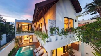 Dijual Villa 2 Lantai 3 Kamar Pool Ruang Tamu Tertutup Drupadi Seminyak