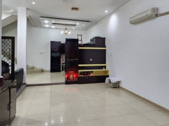 Dijual Villa Komplek Cemara Asri Medan - Jalan Lavender