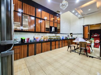 Dijual Villa Siap Huni Lux di Komplek Cemara Asri Jalan Camelia Medan