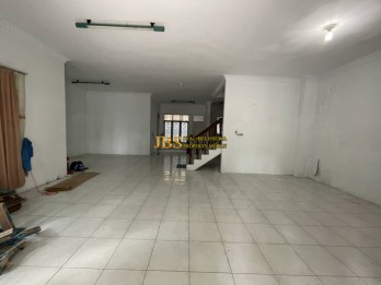 Dijual Villa Siap Huni di Komplek Cemara Hijau Blok J - Medan