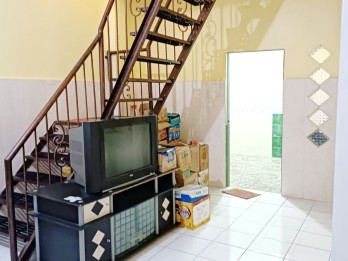 Dijual rumah 1,5 tingkat komplek Cemara Asri