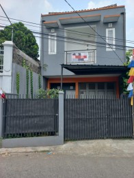 Disewakan Rumah Mekarwangi Pinggir Jalan Cocok Untuk Usaha Murah