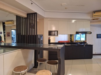 Disewakan Unit Apartemen Waterplace, Pakuwon Indah, Surabaya.