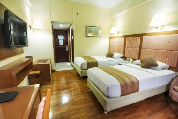 HOTEL BINTANG TIGA AKTIF JAKARTA TIMUR