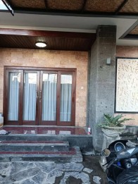 Jual Rumah 2 Lantai 3 Kamar Danau Tempe Sanur Denpasar Selatan