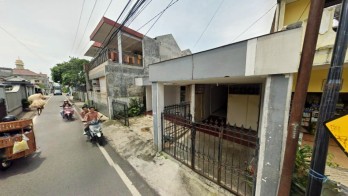 Jual Rumah 2,5 Lantai di Jl Satria Balearjosari Blimbing