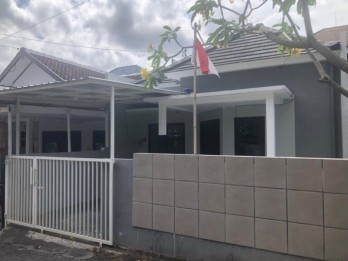 Jual Rumah Hadap Selatan 1 Lantai 2 Kamar 120/128 Padangsambian Denpasar Ba