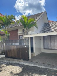 Jual Rumah Hadap Selatan Furnished 1 Lantai 2 Kamar Raya Uluwatu Jimbaran