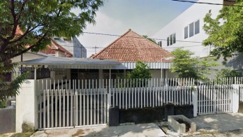 Jual Rumah Lama Bagus di Area Darmo Surabaya Strategis