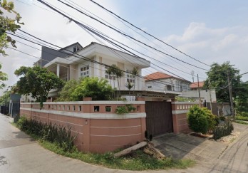 Jual Rumah Mewah Hook di Kavling DKI Meruya Jakarta Barat