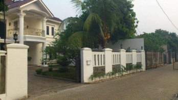 Jual Rumah Mewah di Griya Torina Bintaro Tangerang Selatan