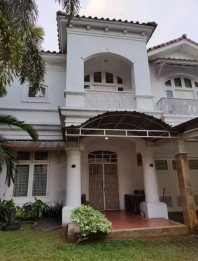 Jual Rumah di Komplek Perum Raffles Hills Cibubur Kota Depok