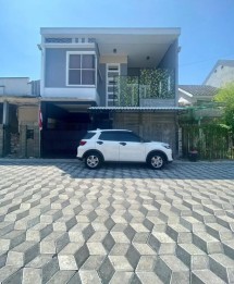 Jual Rumah di Komplek Royal Paka Kota Surabaya Shm