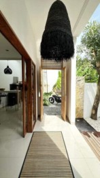 Jual Villa Style Bohemian Fully Furnished Seminyak 2 Lantai 2 Kamar