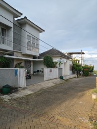 Jual rumah butuh uang di graha dewata Kota Malang