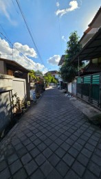 Konrak Min 2 Tahun Rumah 2 Lantai 3 Kamar Gunung Ringin Denpasar Barat