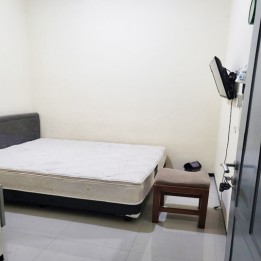 Kost Dekat BINUS Malang, Politeknik Negeri Malang, Plaza Araya