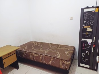 Kost Dekat Universitas Kristen Petra Surabaya, Universitas Negeri Surabaya