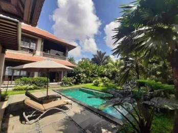 Leasehold 25 Tahun Villa Klasik 2 Lantai 2 Kamar Payogan Ubud