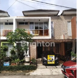 PAMOYANAN TOWN HOUSE, bogor