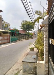 RUMAH 2 LANTAI UNTUK USAHA KOST TEBET DALAM JAKARTA