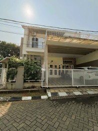 RUMAH 2LT HOOK SIAP HUNI VILLA BINTARO REGENCY TANGERANG