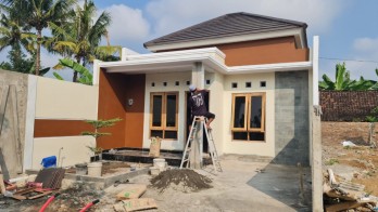 RUMAH CANTIK BERLOKASI STRATEGIS HANYA 8 MENIT DARI KAMPUS UMY