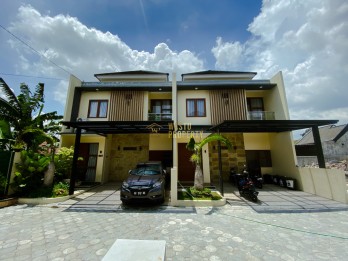 RUMAH CANTIK DALAM CLUSTER MEWAH DI PURWOMARTANI KALASAN