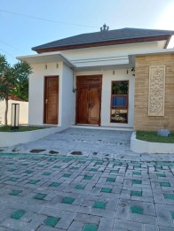 RUMAH CANTIK DI SEDAYU BANTUL