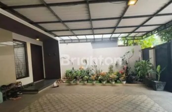 RUMAH CANTIK RAPI SEMI FURNISH Tangerang Selatan