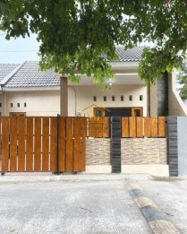 RUMAH DI KALASAN DEKAT DENGAN BANDARA ADI SUTJIPTO