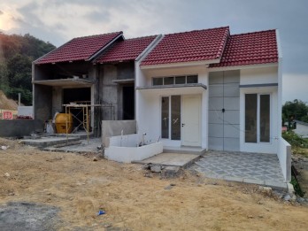 RUMAH DI PERBUKITAN ASRI YANG MENAWAN DI SLEMAN YOGYAKARTA