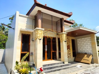 RUMAH ETNIK MEWAH, HARGA MURAH 400 JUTAAN DI MERTOYUDAN MAGELANG